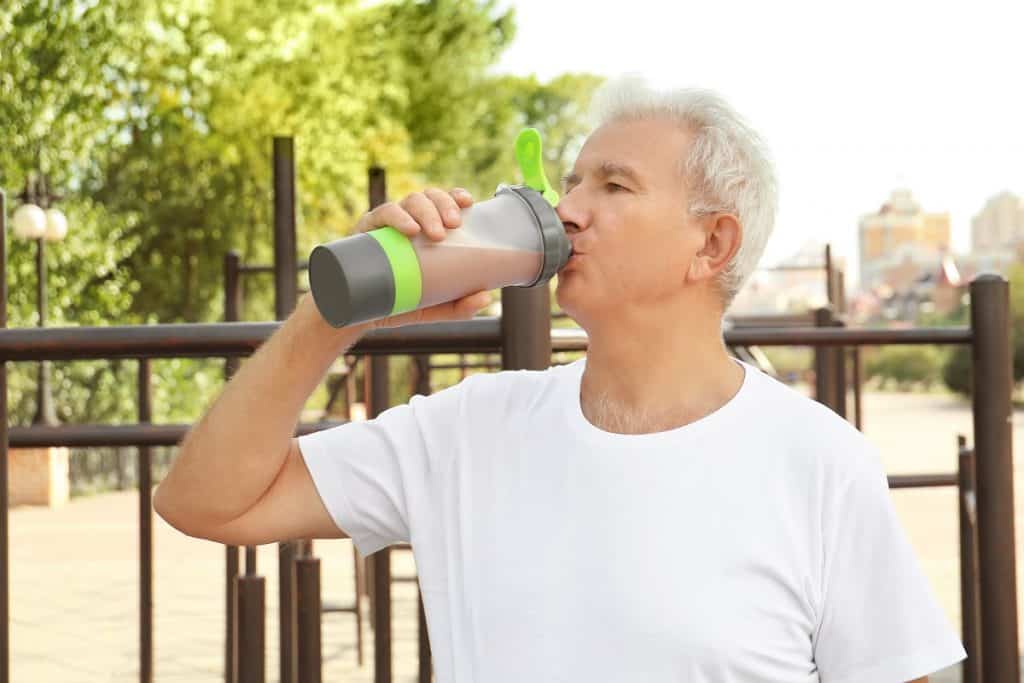 7-best-nutritional-drinks-for-seniors-2022-reviews-buying-guide